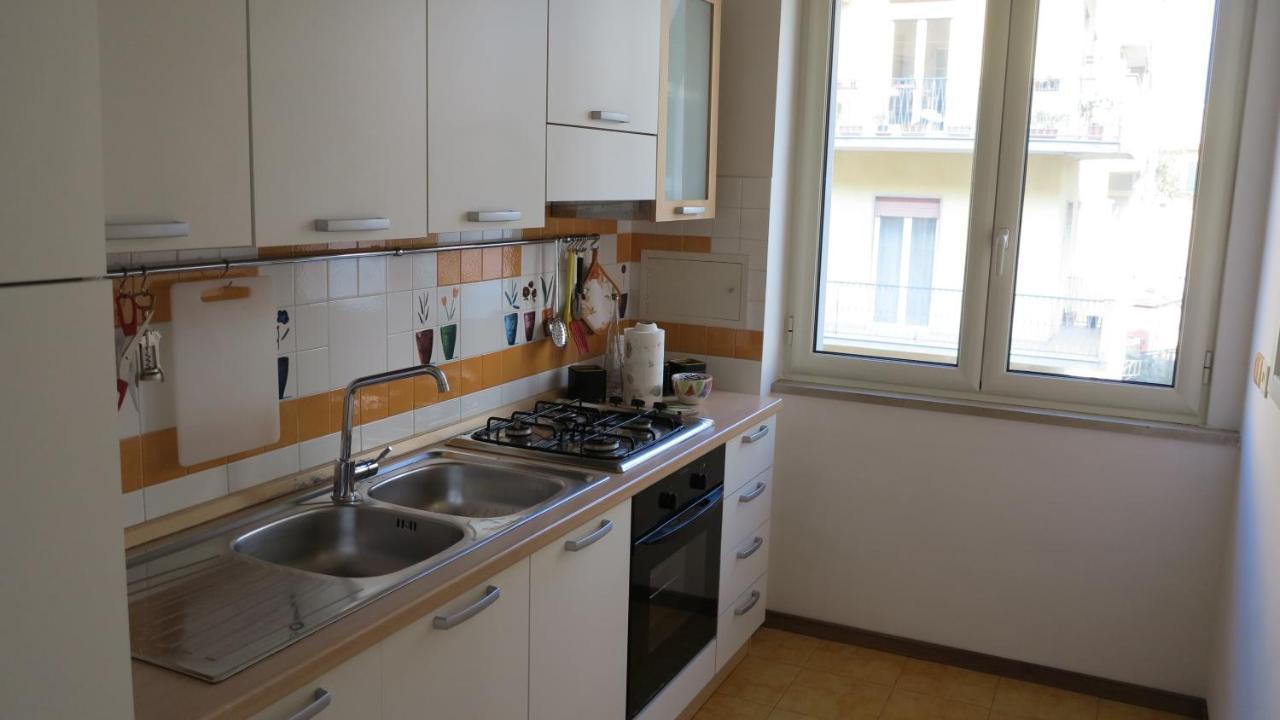 Laura House Διαμέρισμα Νάπολη Εξωτερικό φωτογραφία
